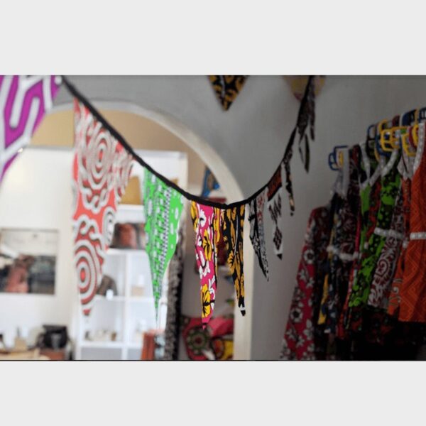 Alternative view of Single Side-Bunting