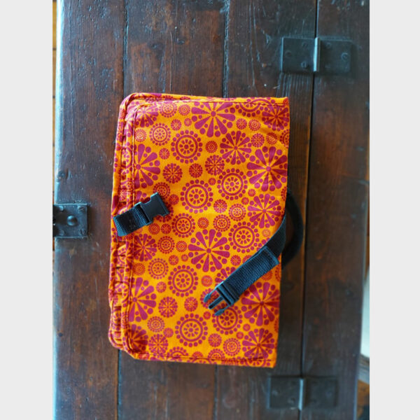 Alternative view of Large Cutlery Roll